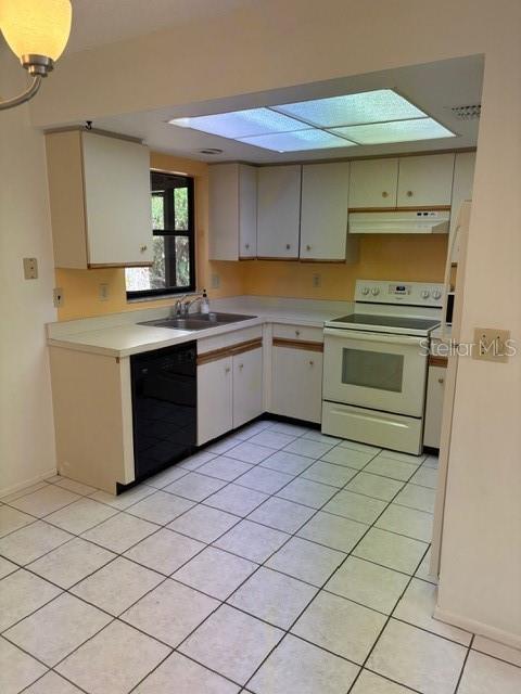 ASPEN WOODS WEST - Residential Lease