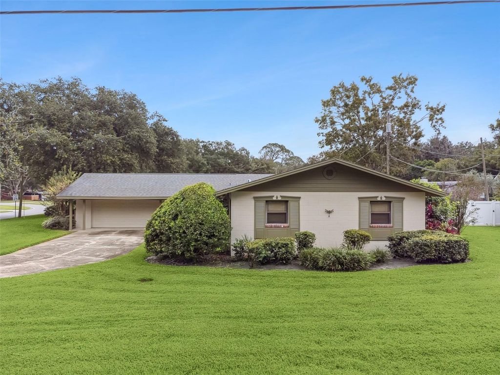 Photo of 2303 Washington Avenue, Sanford, FL 32771 (MLS # O6356064)
