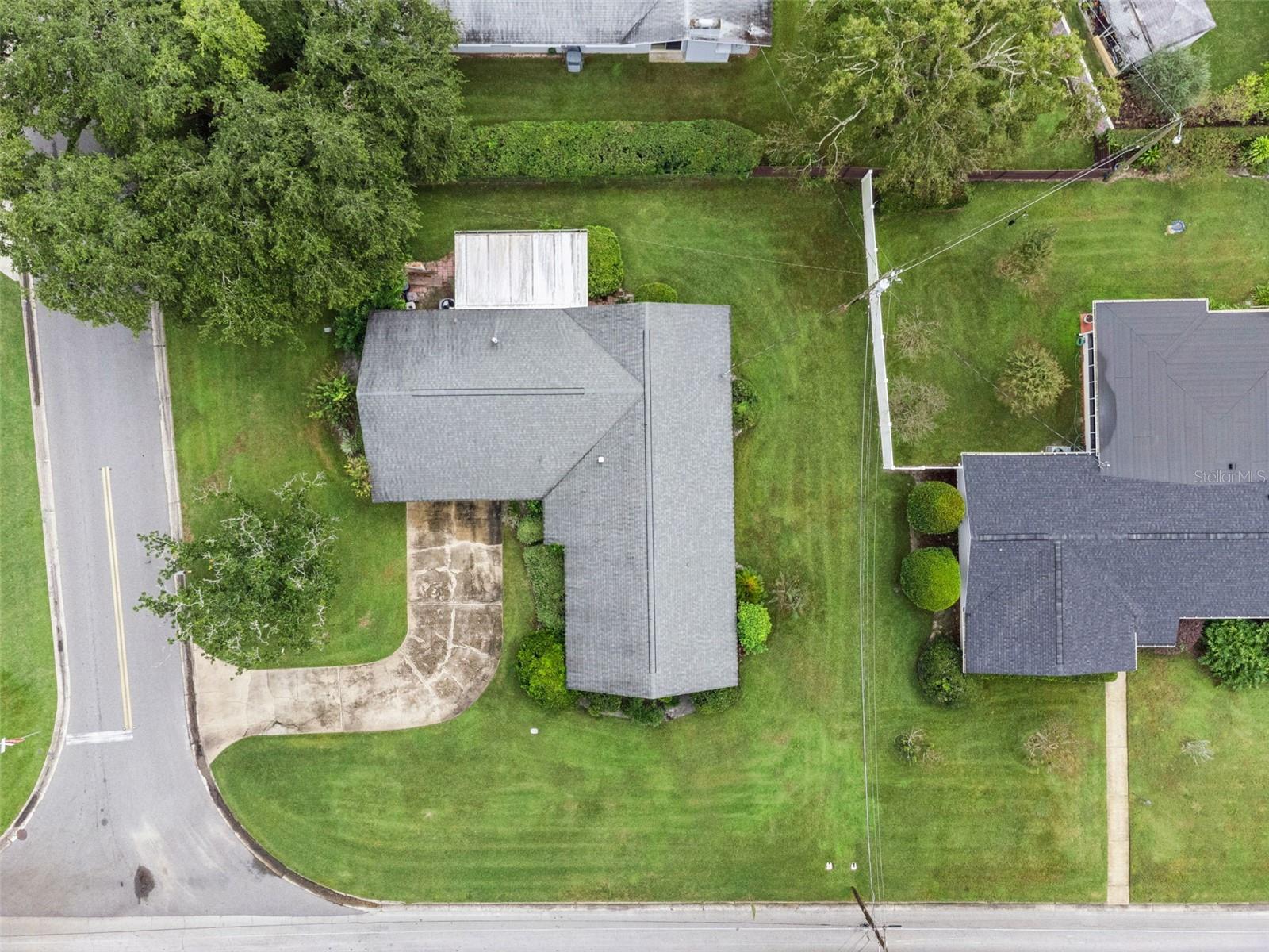 GROVE MANORS - Residential