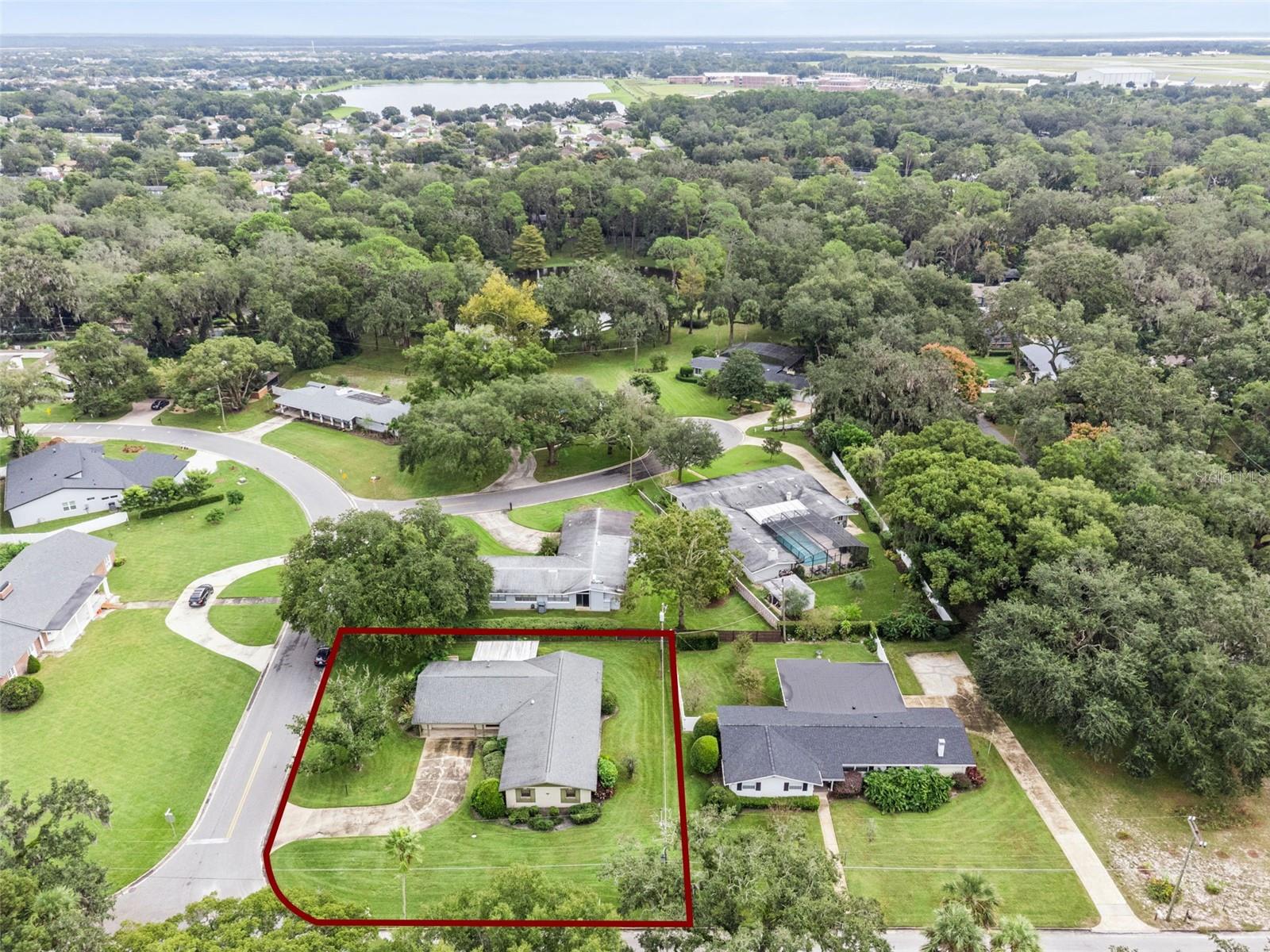 GROVE MANORS - Residential