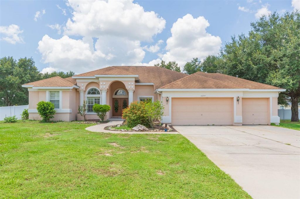 Photo of 14279 Creek Run Drive, Riverview, FL 33579 (MLS # TB8412094)