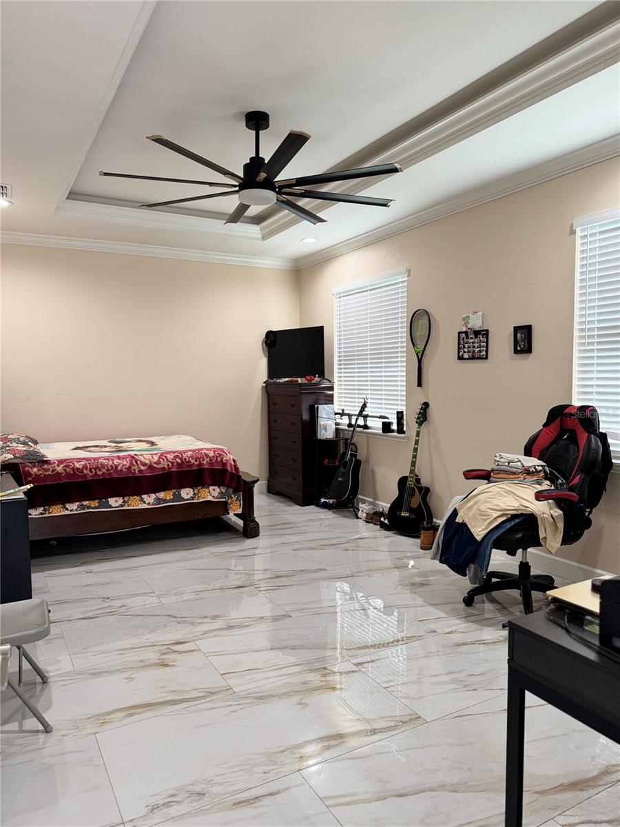 LAKE JESSIE OR CARRS J A - Residential