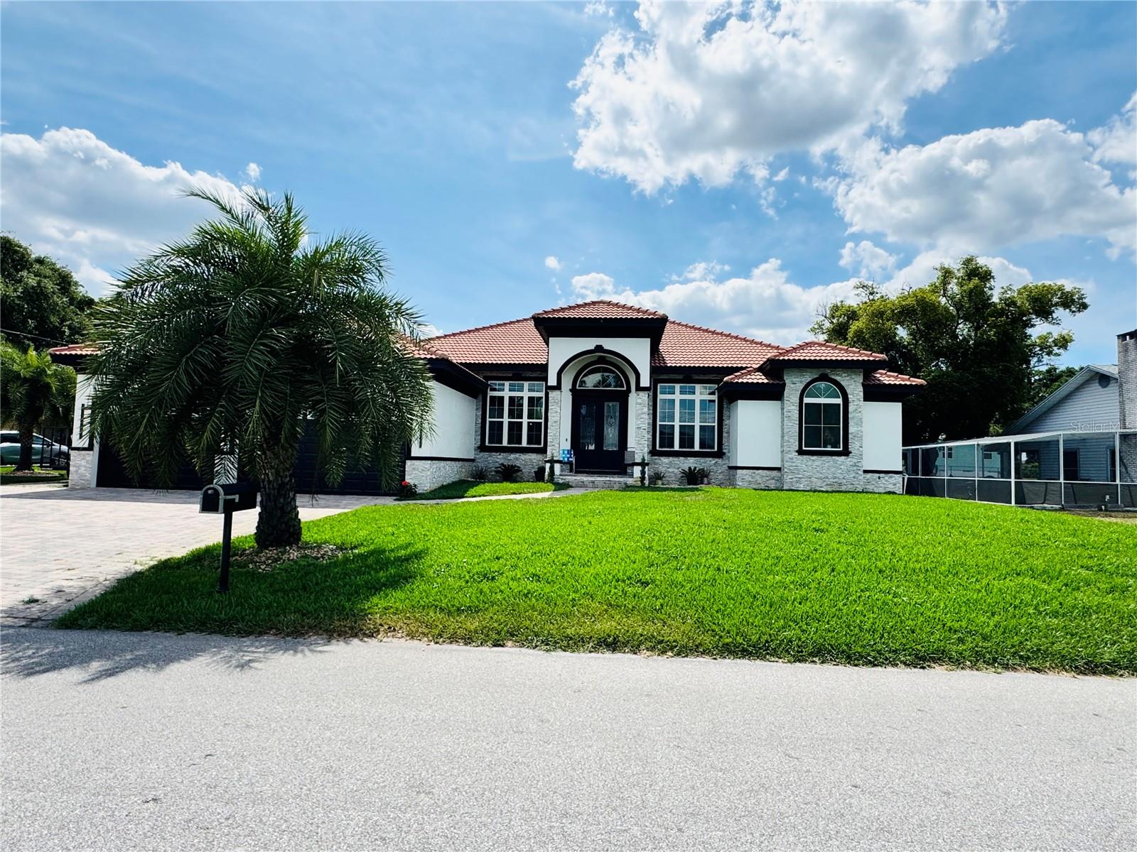 LAKE JESSIE OR CARRS J A - Residential
