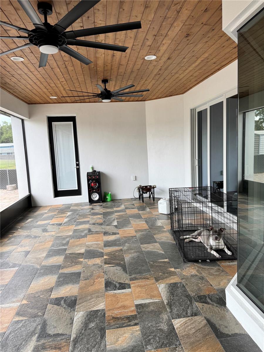 LAKE JESSIE OR CARRS J A - Residential