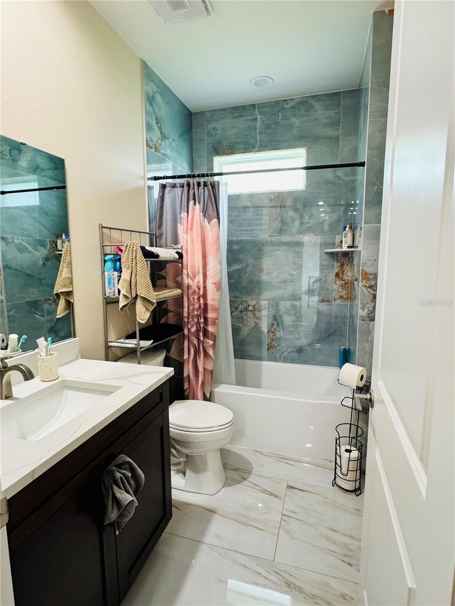 LAKE JESSIE OR CARRS J A - Residential