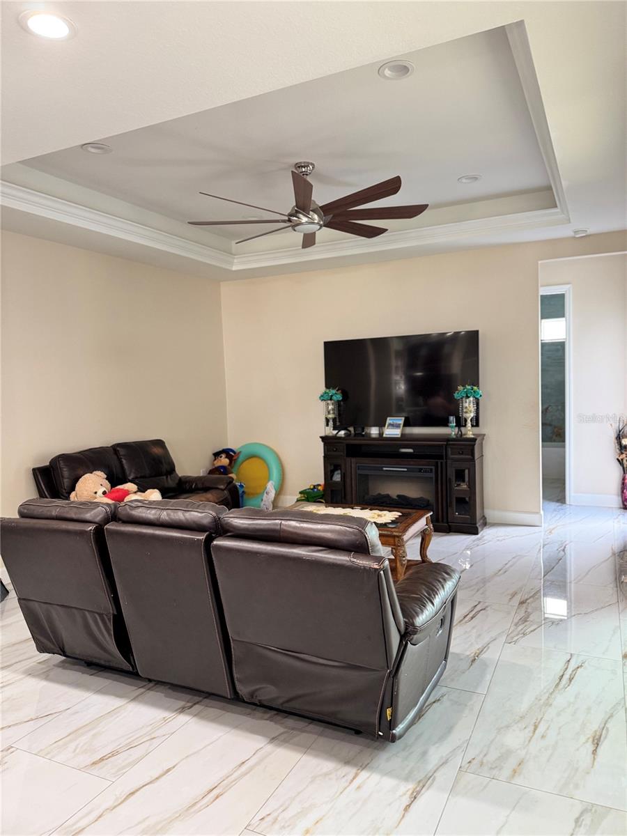 LAKE JESSIE OR CARRS J A - Residential