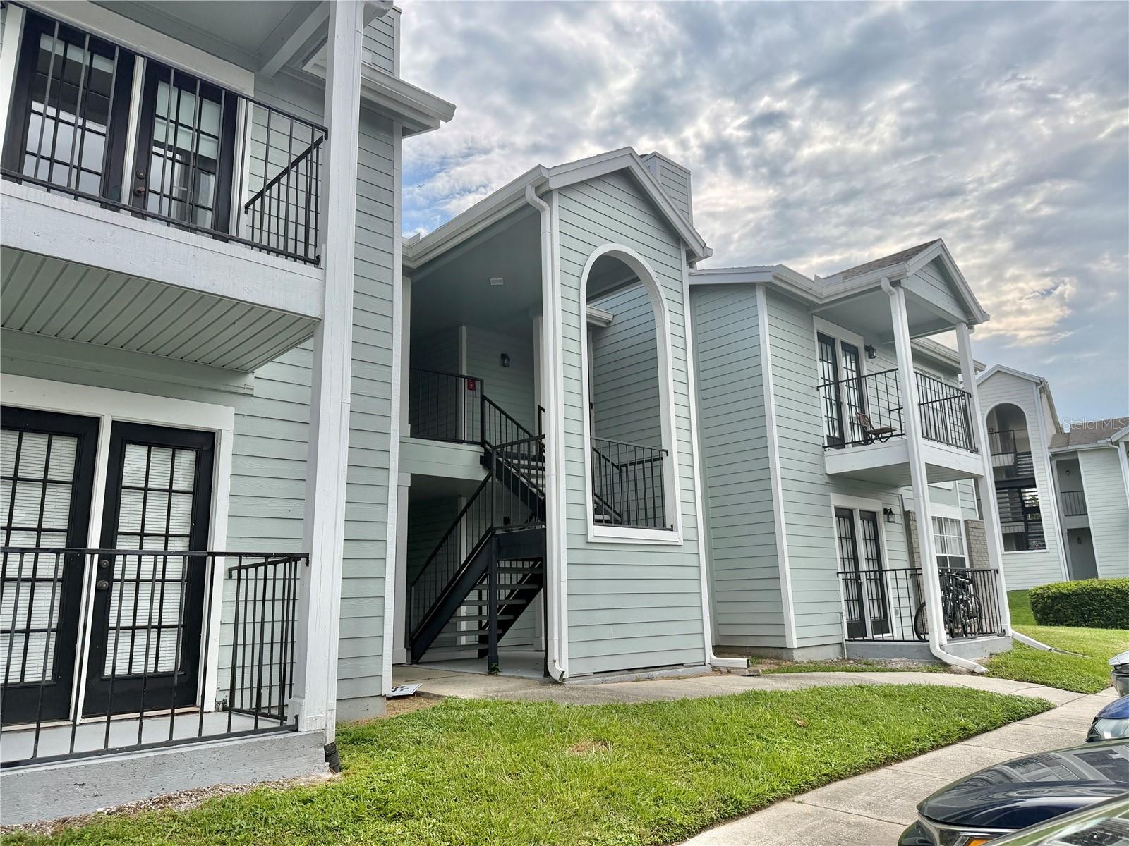 2550 N ALAFAYA TRAIL 5105