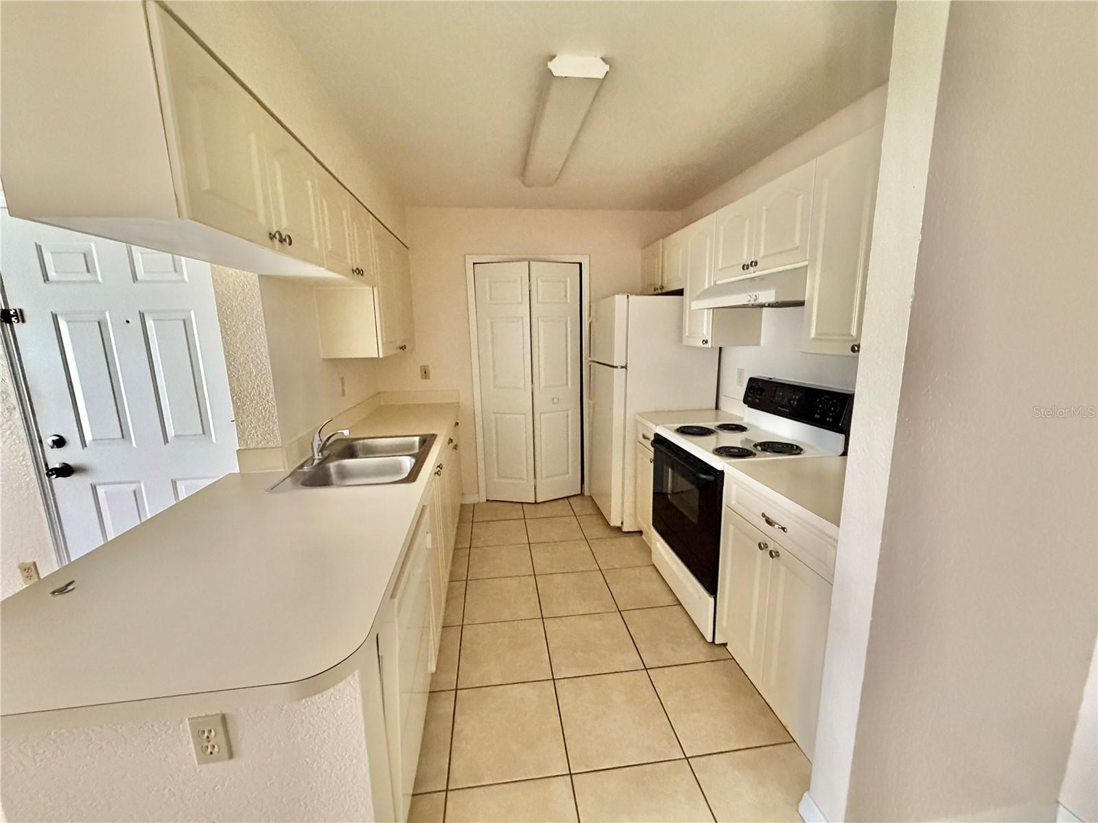 2550 N ALAFAYA TRAIL 5105