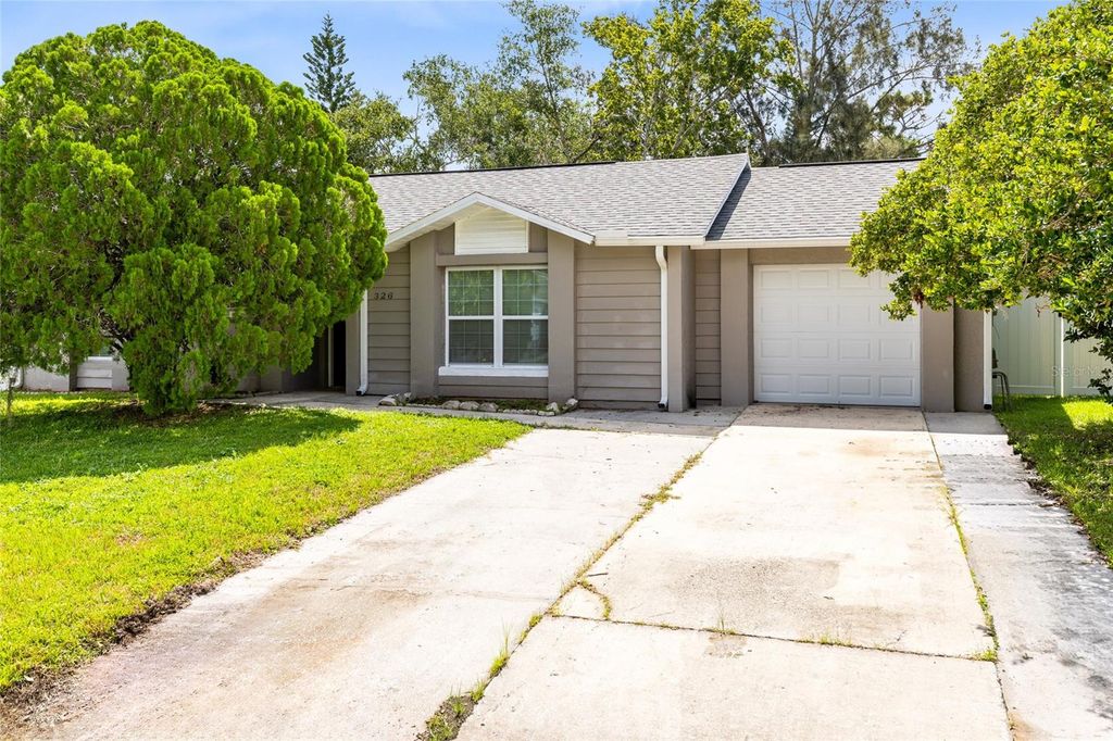 Photo of 326 Colonade Court, Kissimmee, FL 34758 (MLS # O6337249)