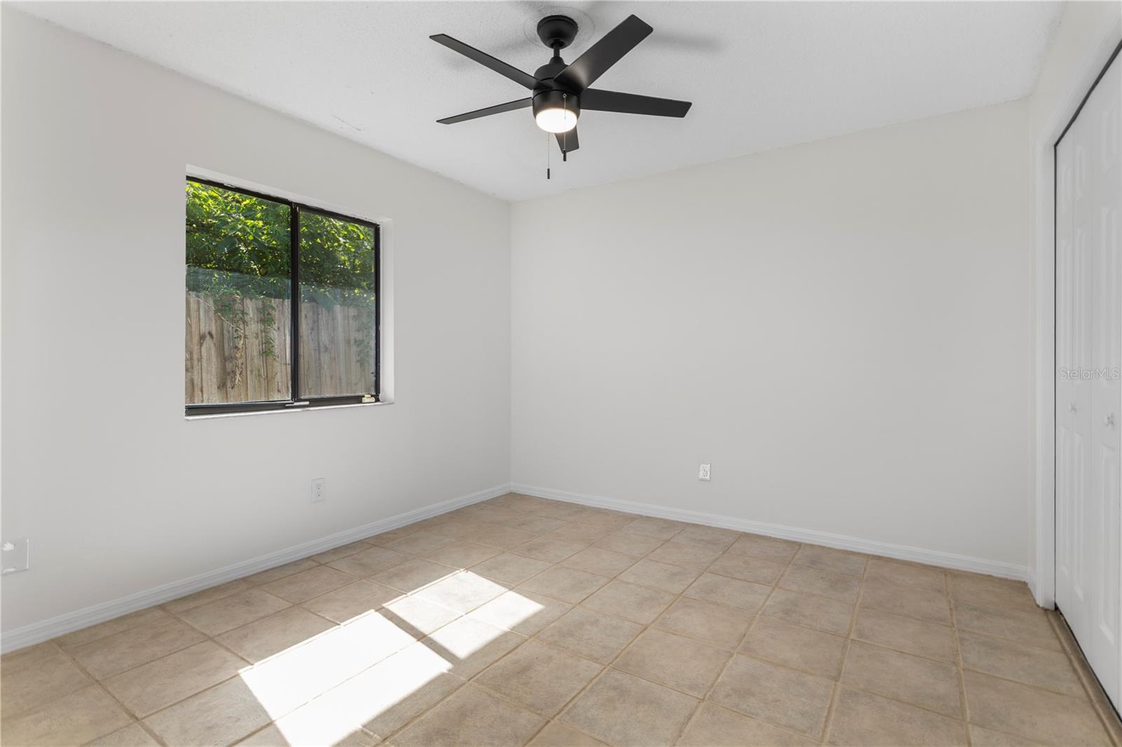 SUNSHINE GARDENS - Residential