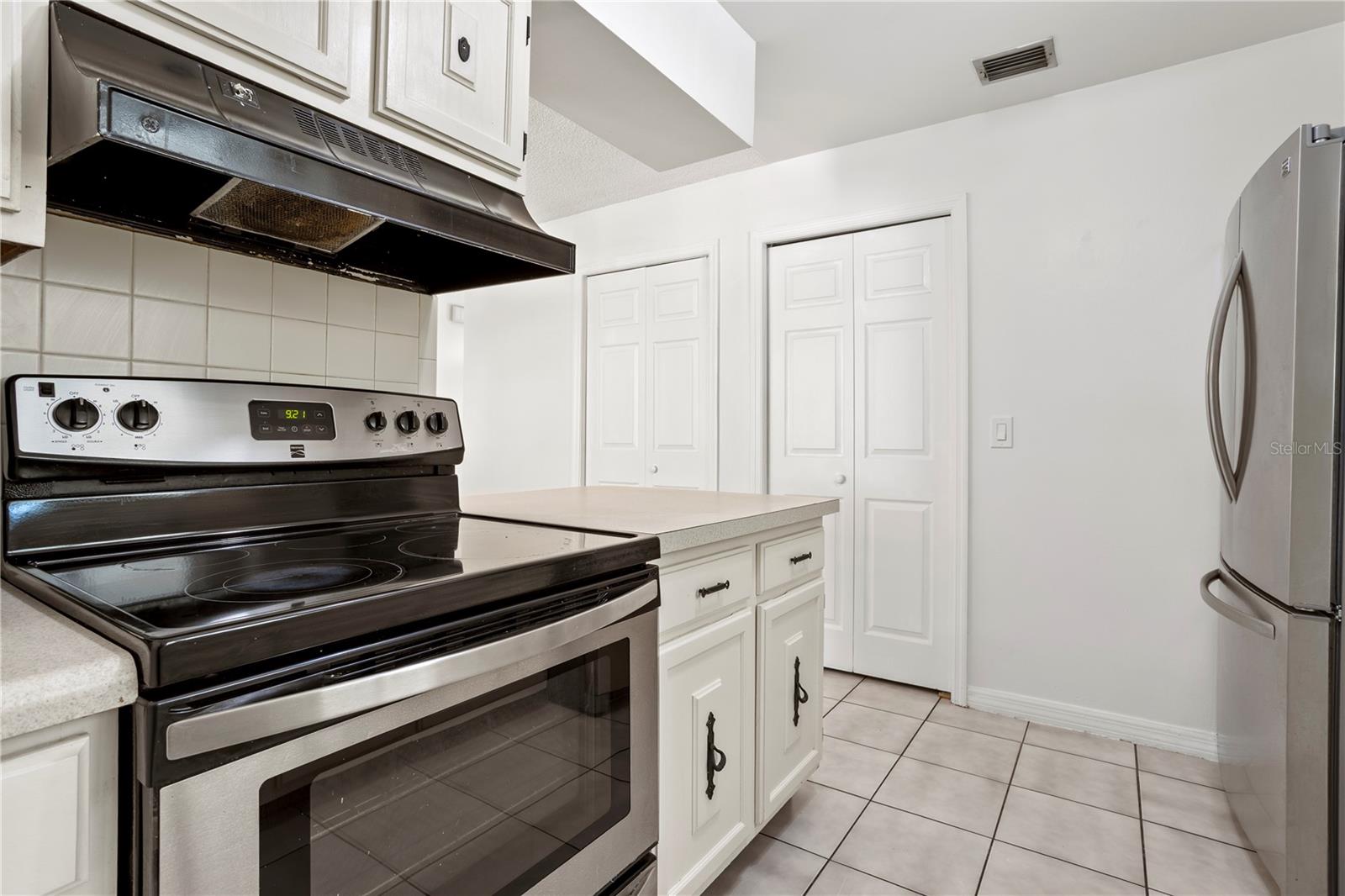 SUNSHINE GARDENS - Residential