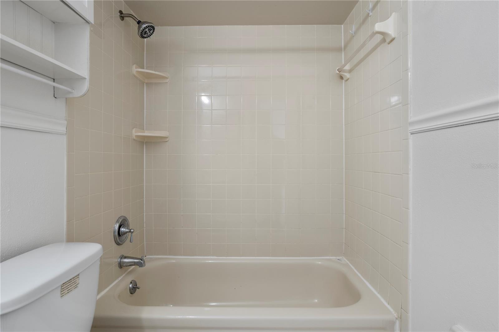 SUNSHINE GARDENS - Residential