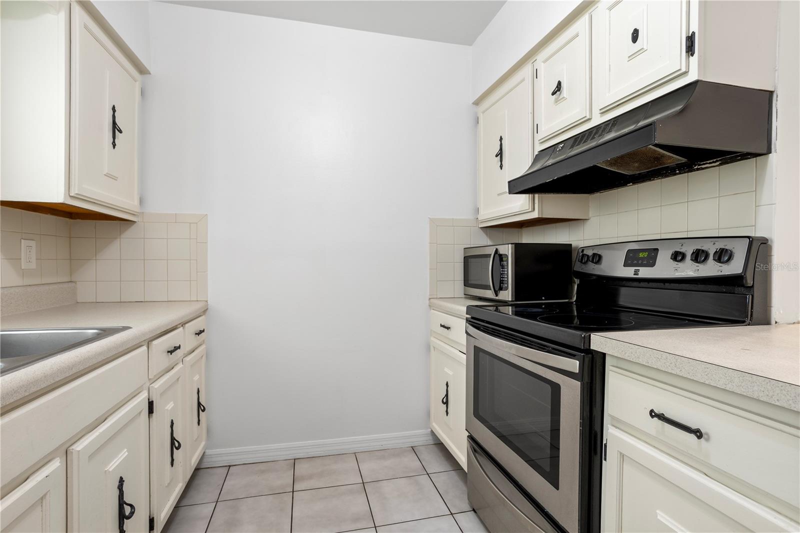 SUNSHINE GARDENS - Residential