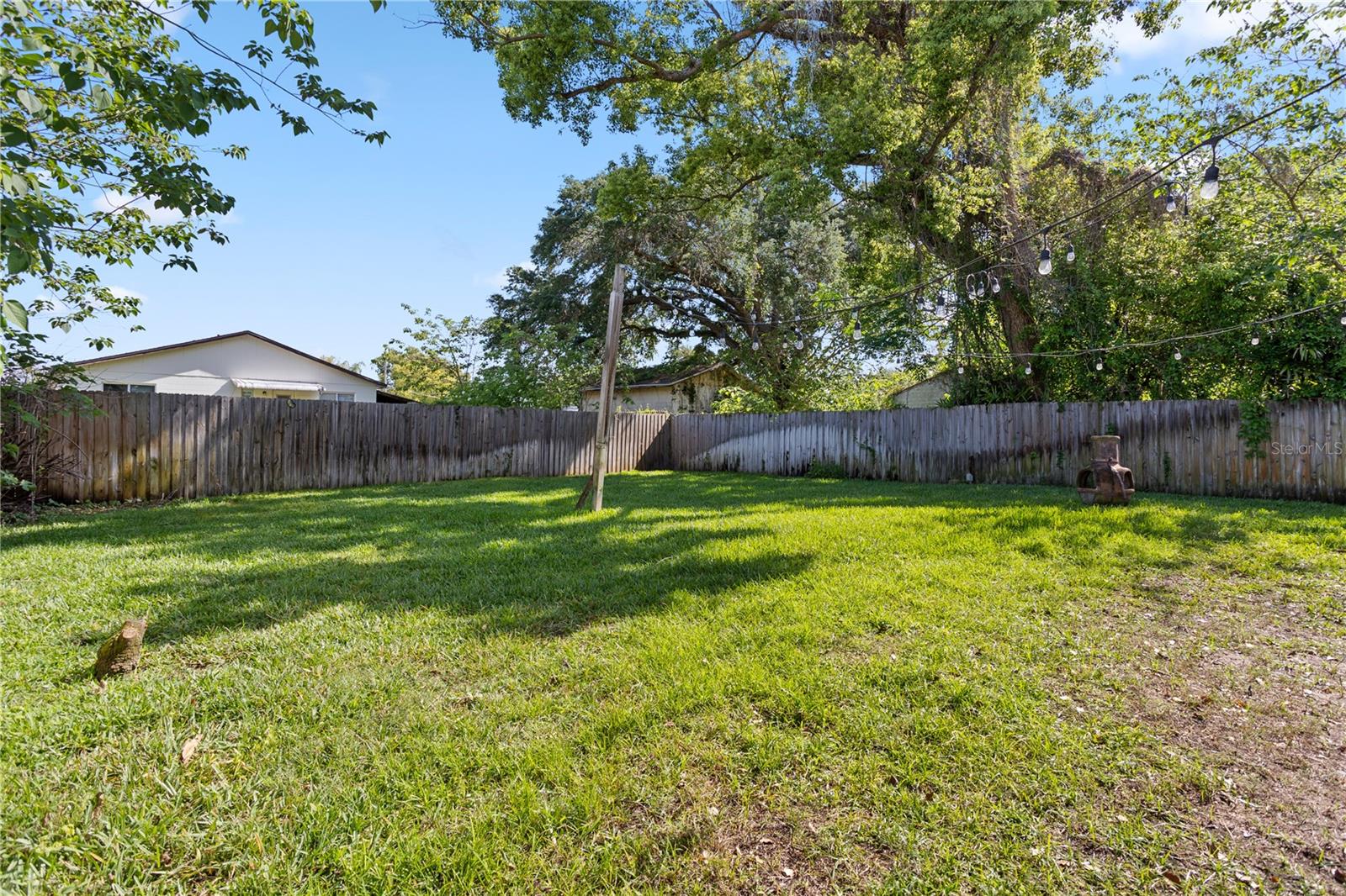 SUNSHINE GARDENS - Residential