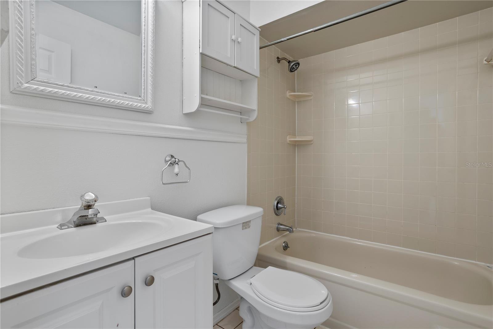 SUNSHINE GARDENS - Residential