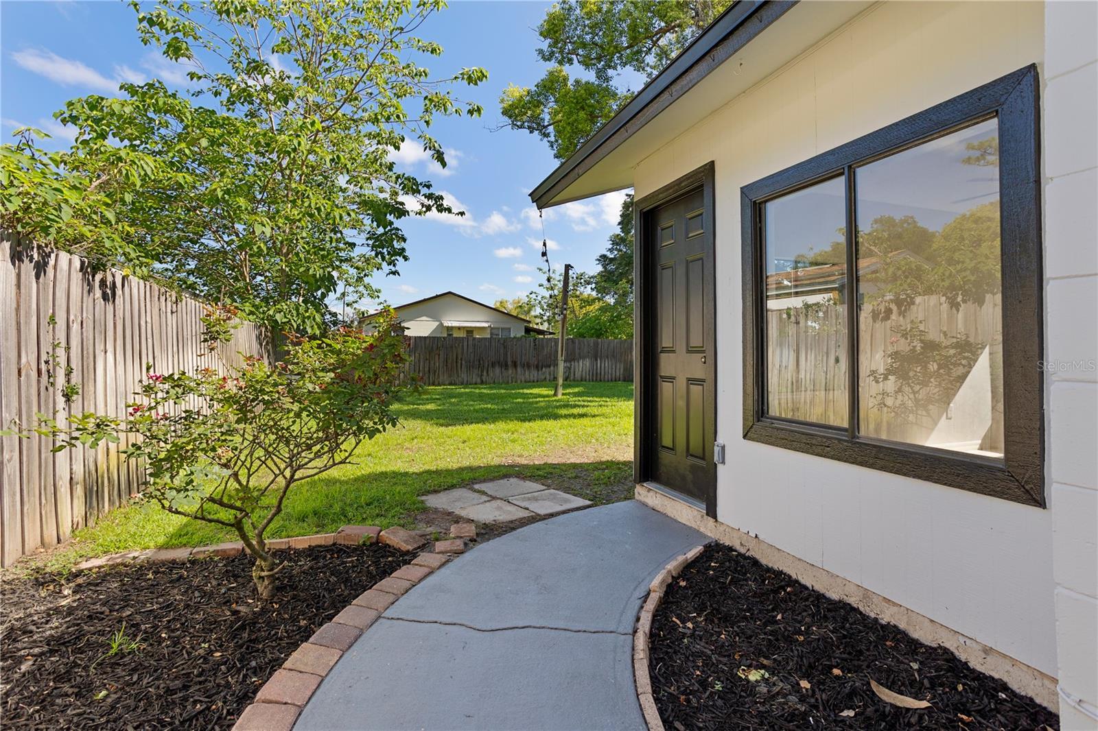 SUNSHINE GARDENS - Residential