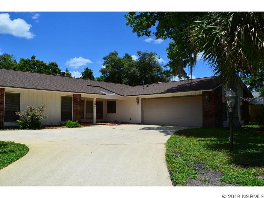 Under contract taking backups. BEST PRICED HOUSE PER SQFT IN SUGARMILL!!!!JUST REDUCED!!! JUST REDUCED!!!!This Huge Price Reduction on this Already Best Priced Spacious Home in a Much Desired Sugar Mill Country Club. Bring Your Clubs and Golf on this 27 Hole Championship Golf Course. Sugar Mill is a Gated full-service Country Club with Tennis Courts, Swimming Area & A Fitness Center. Over 3,000 Square Foot, This 3 Bedroom 2 1/2 Bath All tile Master Bath has Double Sinks, Jetted Tub and Glassed in Shower, 2 Car Garage and also Features 2 Fireplaces and A Rear Screened Porch with a Ceiling Fan.  Information herein deemed reliable but not guaranteed. All measurements are approximate.Don't Miss this one!!!! ;Water: City