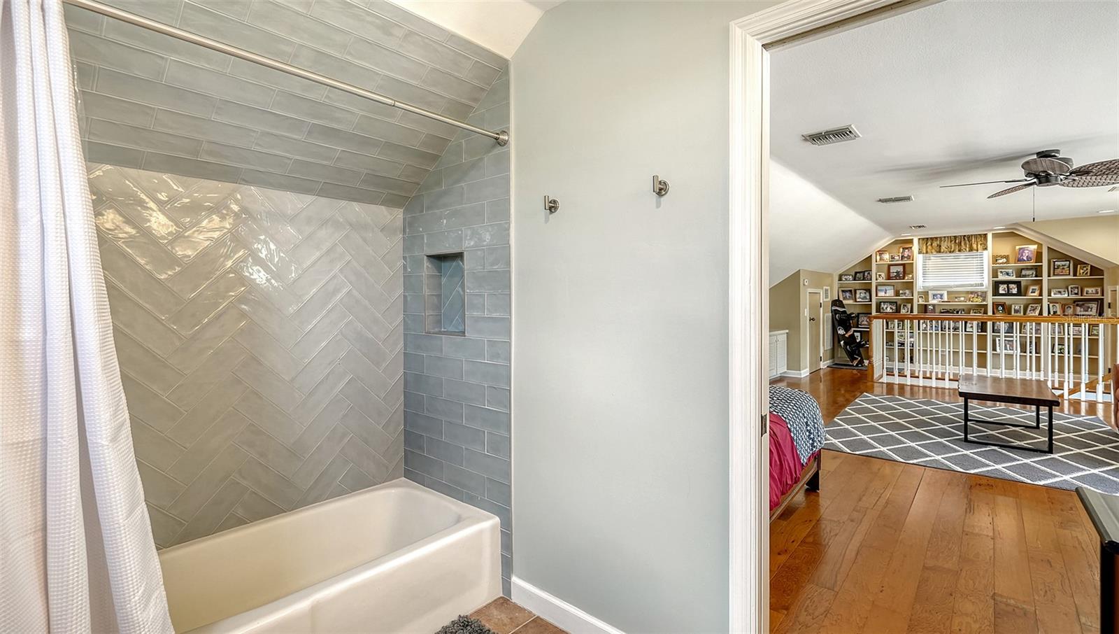 BISHOPSCOURT AT THE OAKS PRESERVE - Residential