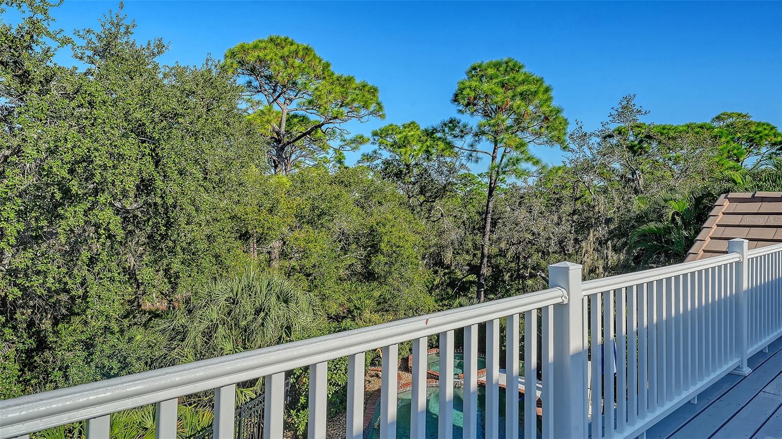 BISHOPSCOURT AT THE OAKS PRESERVE - Residential