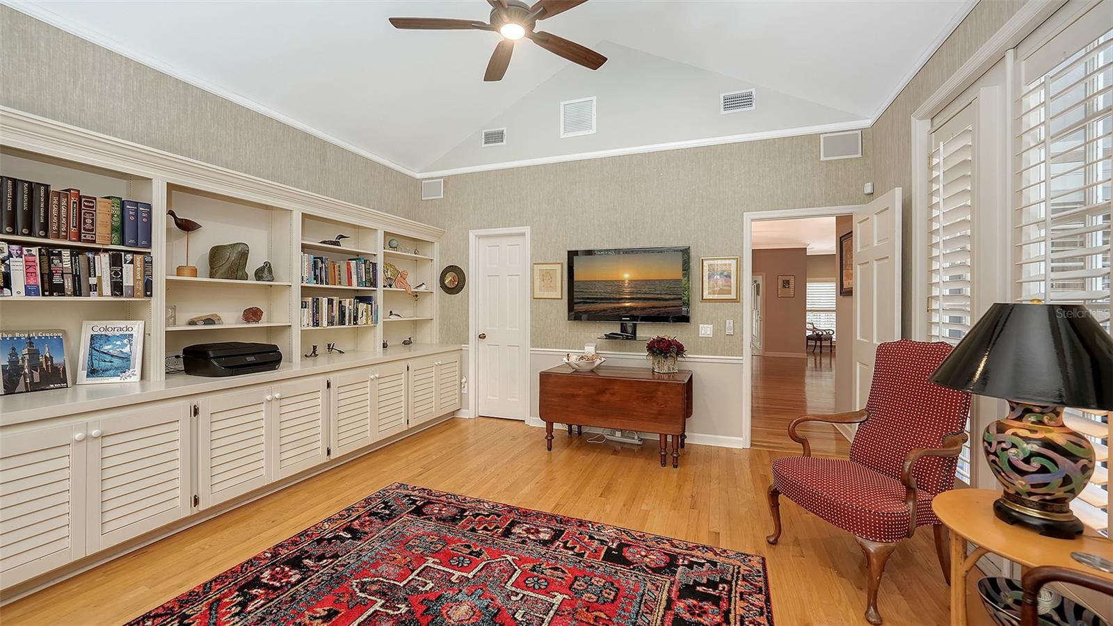 BISHOPSCOURT AT THE OAKS PRESERVE - Residential