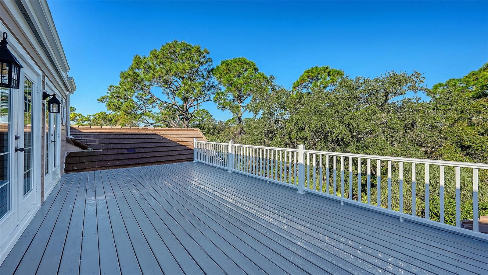 BISHOPSCOURT AT THE OAKS PRESERVE - Residential