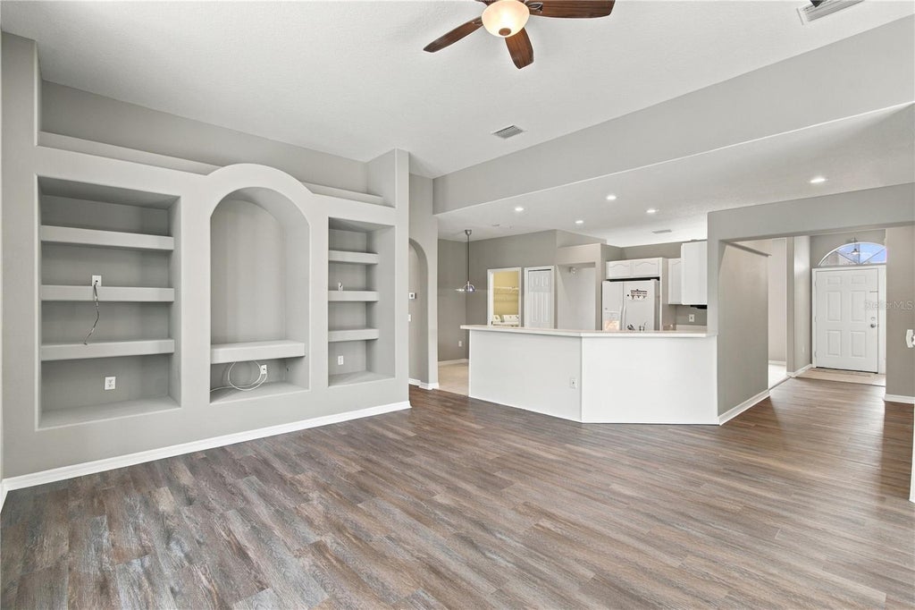 Photo of 1620 Vistoso Lane #1718, Ruskin, FL 33573 (MLS # TB8552740)