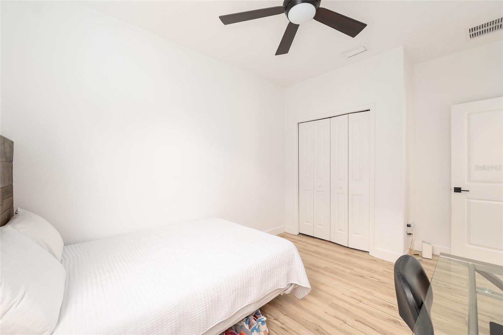 GRAND OAKS AT TOWER PH I PB 35 PG 68 - Residential