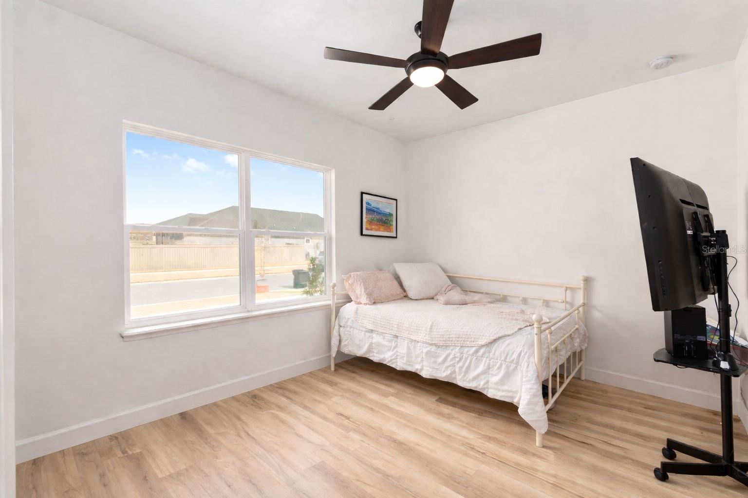 GRAND OAKS AT TOWER PH I PB 35 PG 68 - Residential