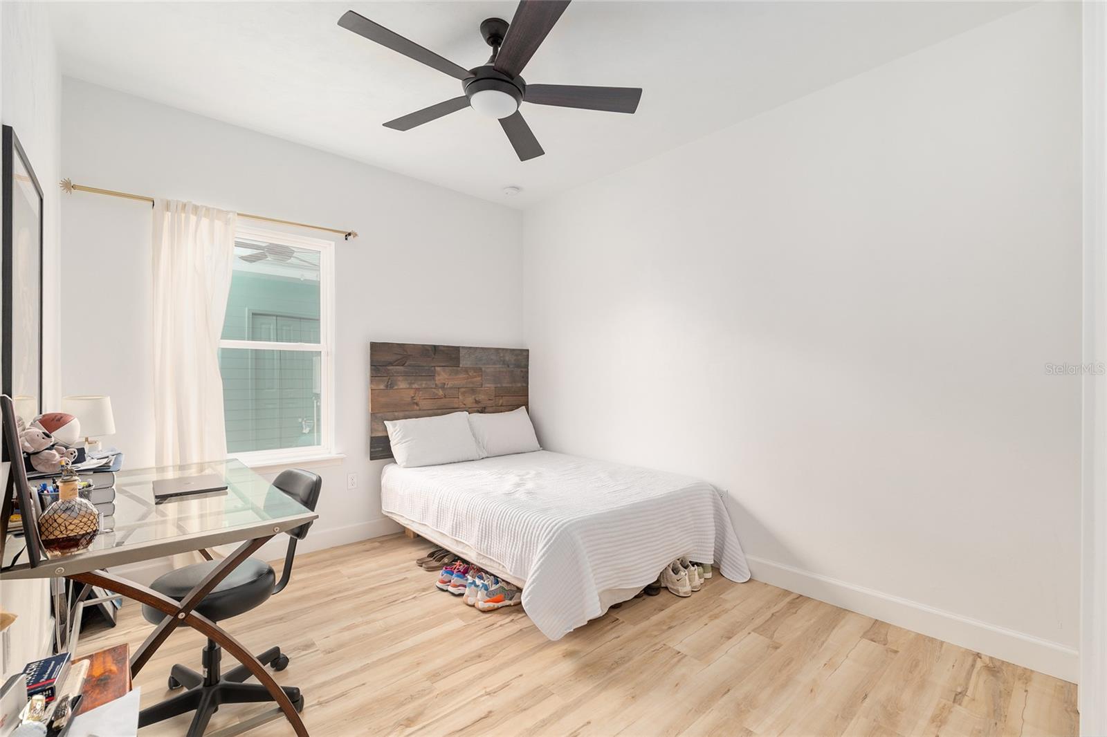 GRAND OAKS AT TOWER PH I PB 35 PG 68 - Residential