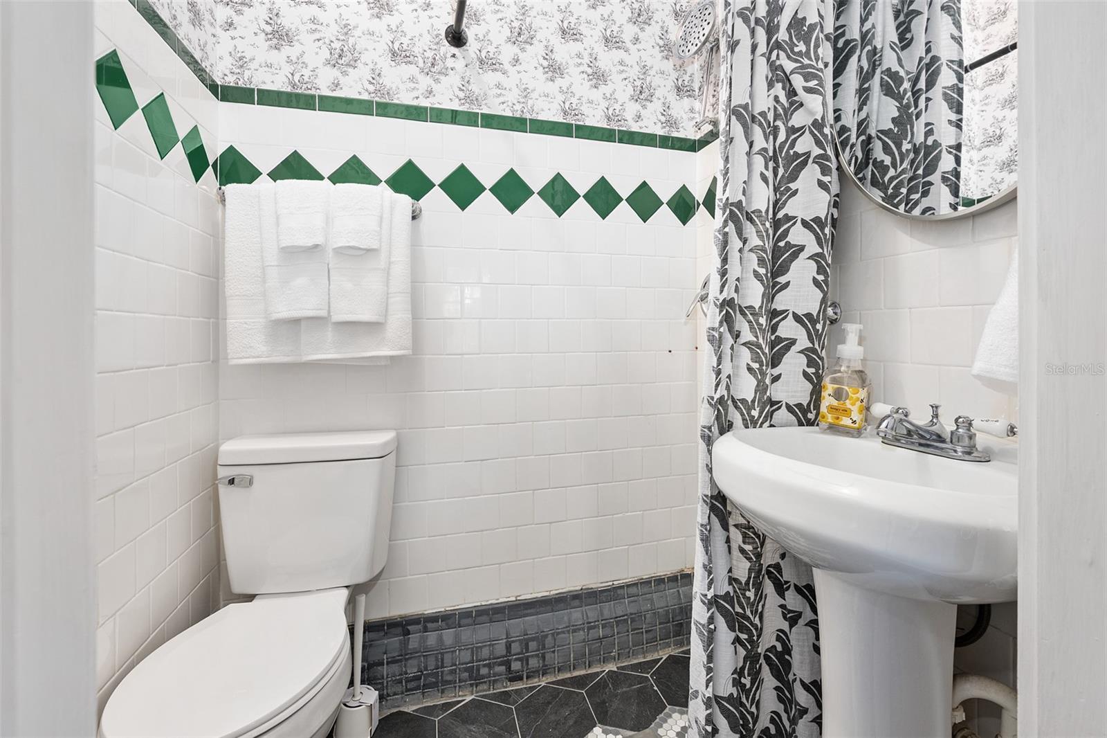 LOT C SUB - Residential