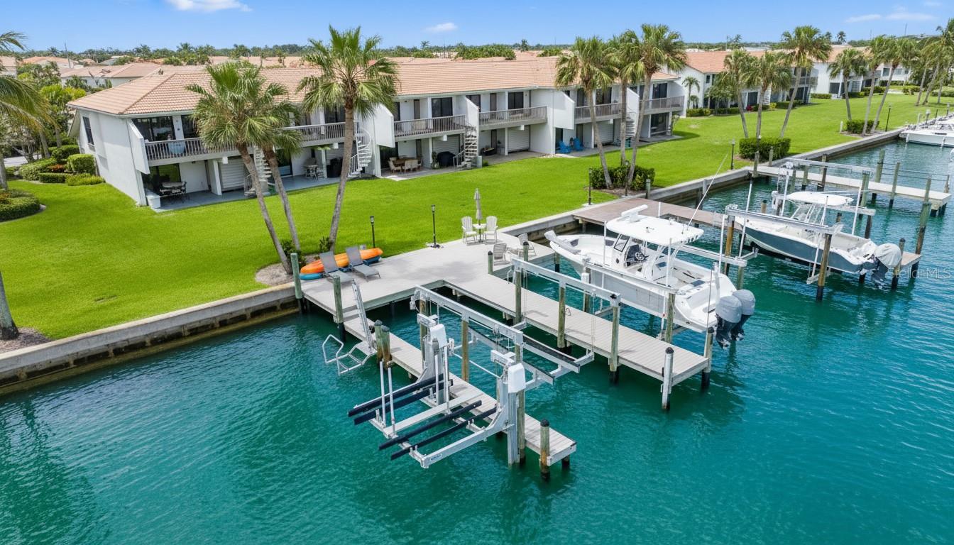 160 MARINA DEL REY COURT