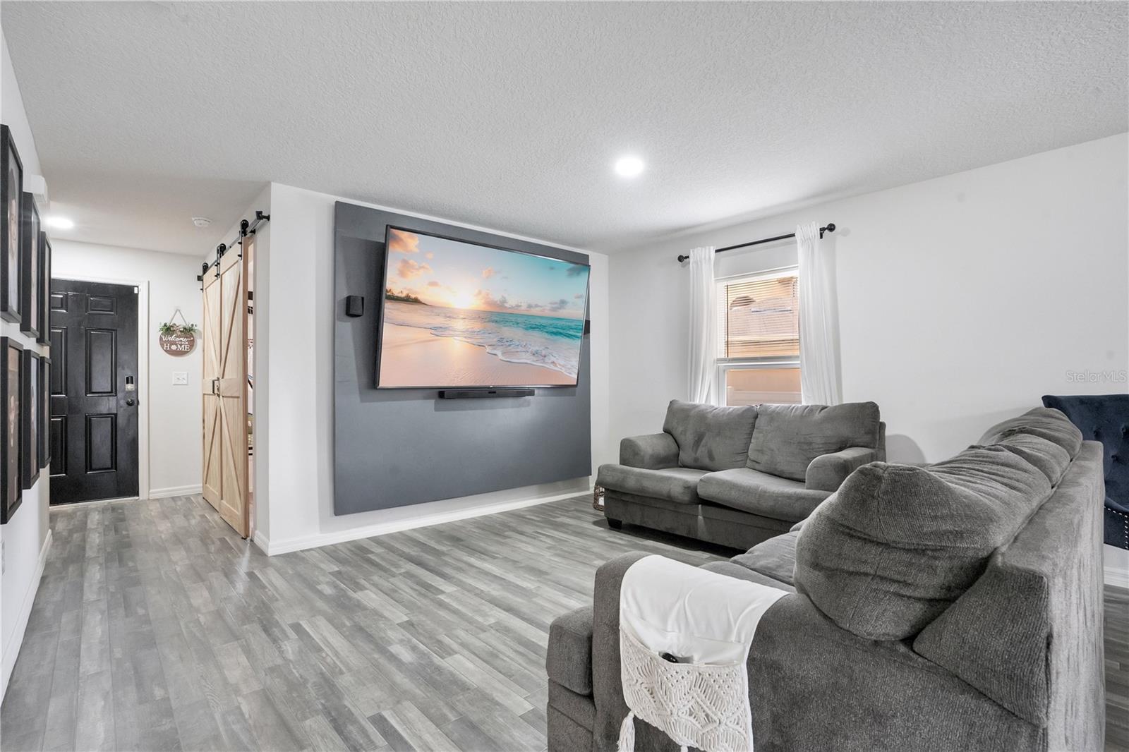 301 SALMON WAY