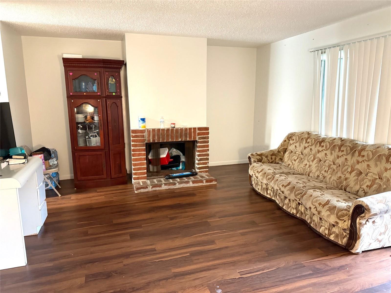 HUNTINGTON ON GREEN CONDO - Residential