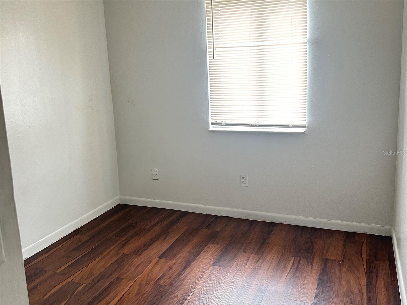 HUNTINGTON ON GREEN CONDO - Residential