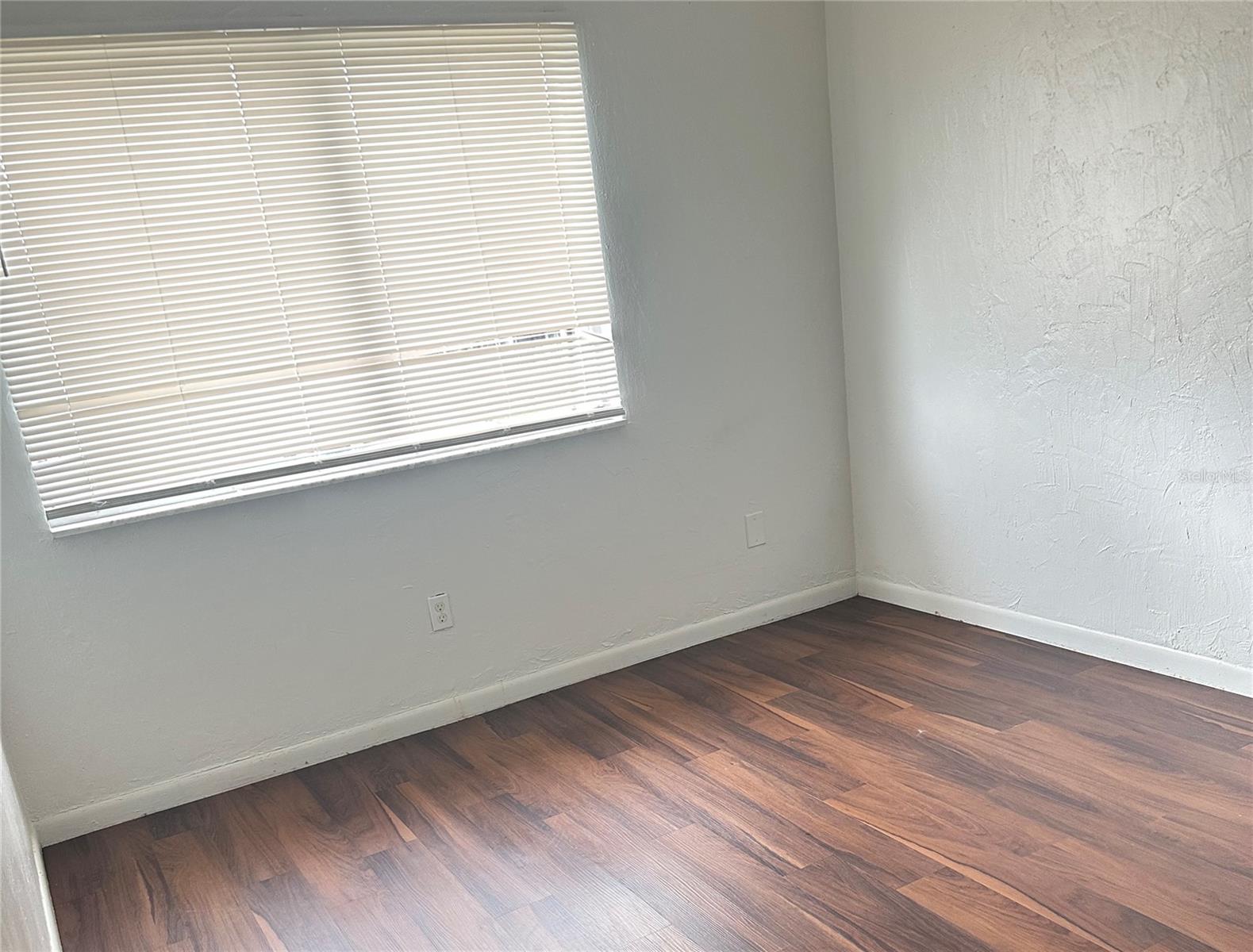 HUNTINGTON ON GREEN CONDO - Residential