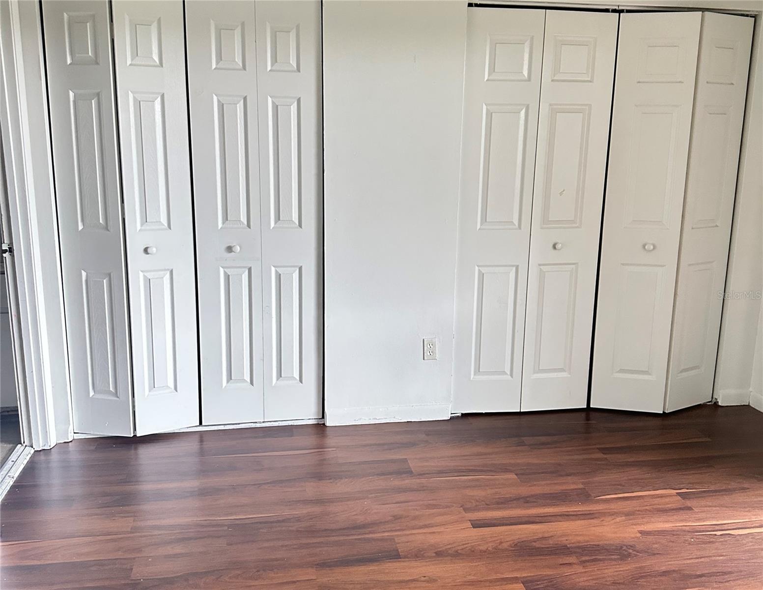 HUNTINGTON ON GREEN CONDO - Residential