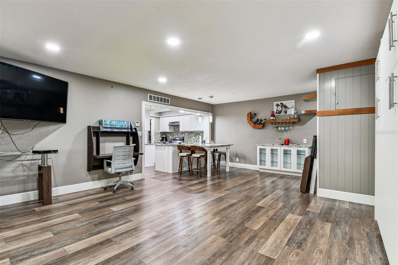 INNISBROOK 17 CONDO - Residential