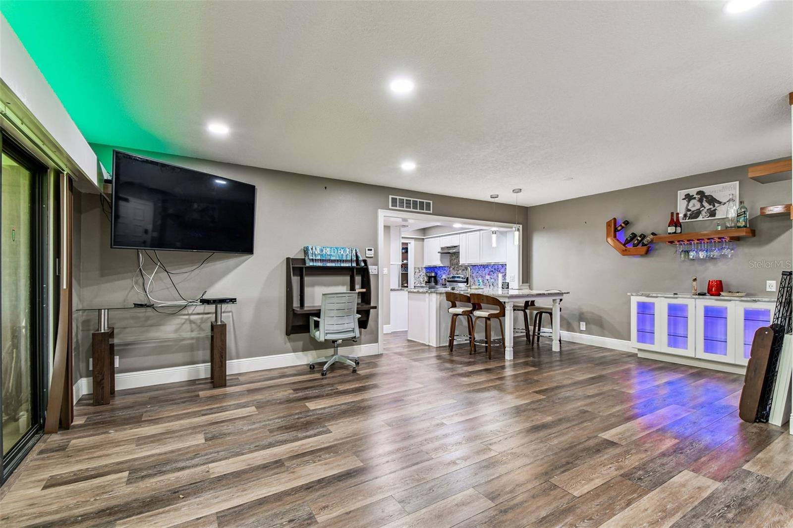 INNISBROOK 17 CONDO - Residential