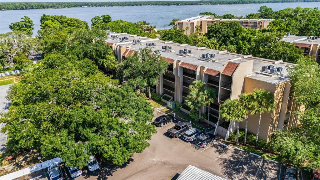 Photo of 90 Highland Avenue S #402, Tarpon Springs, FL 34689 (MLS # TB8539109)