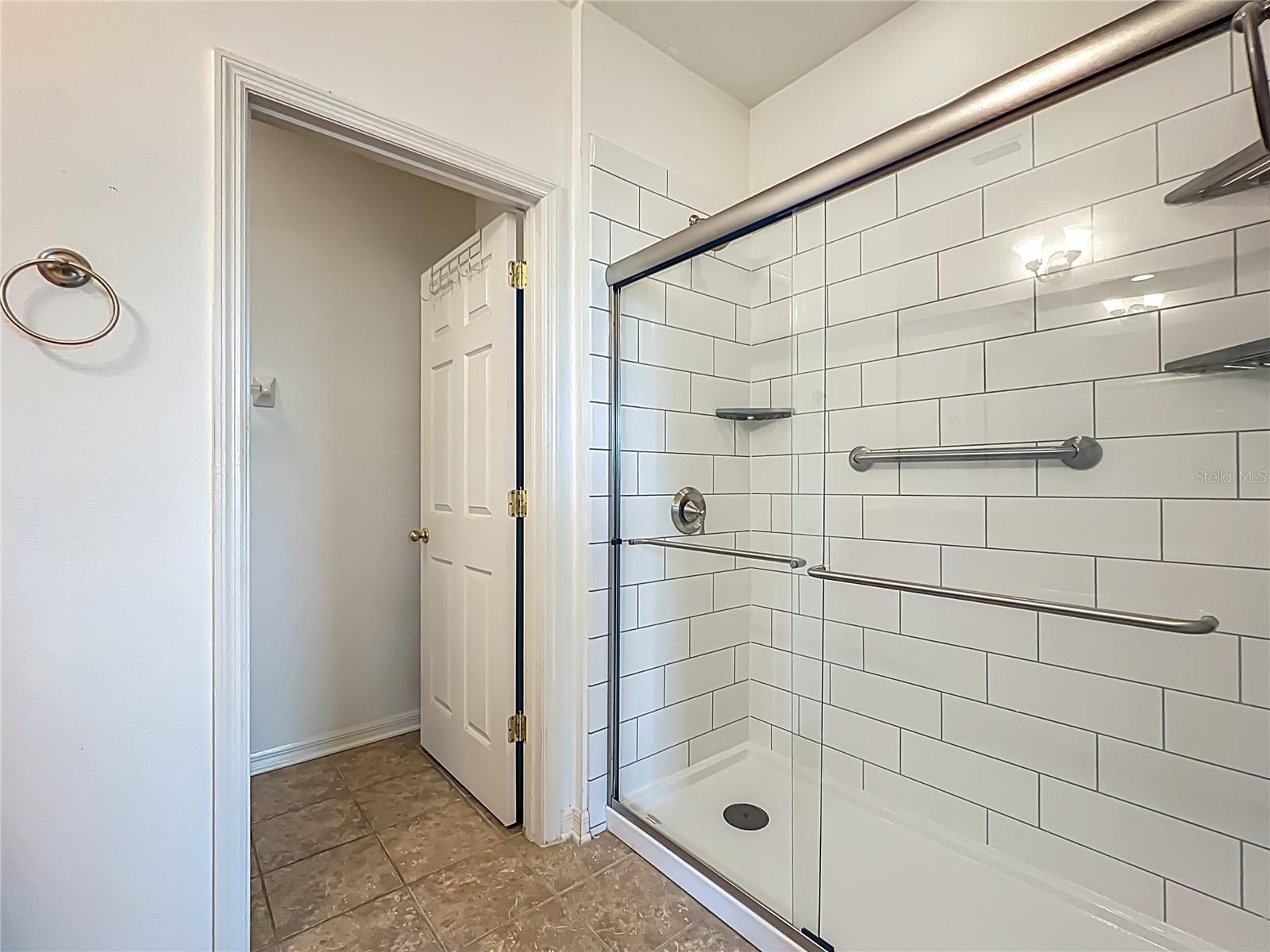 BRADFORD MANOR TWNHMS - Residential