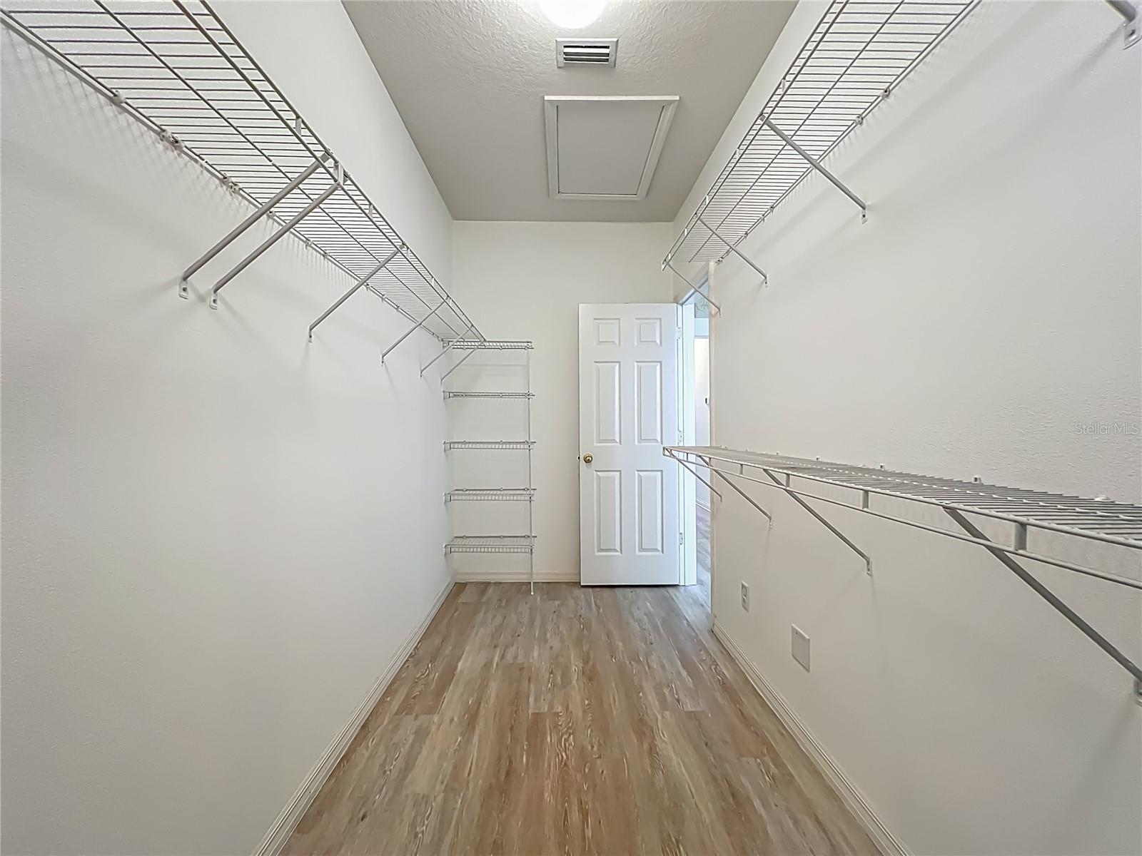 BRADFORD MANOR TWNHMS - Residential