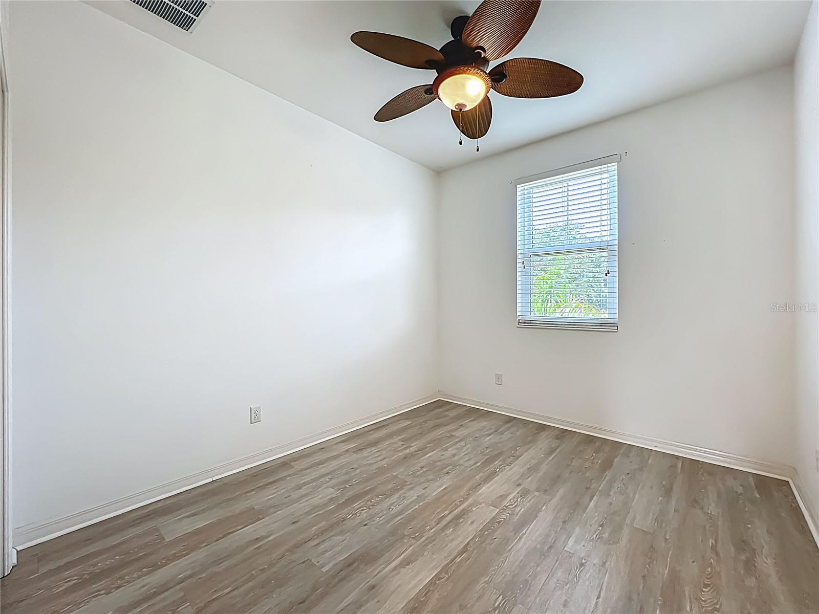 BRADFORD MANOR TWNHMS - Residential