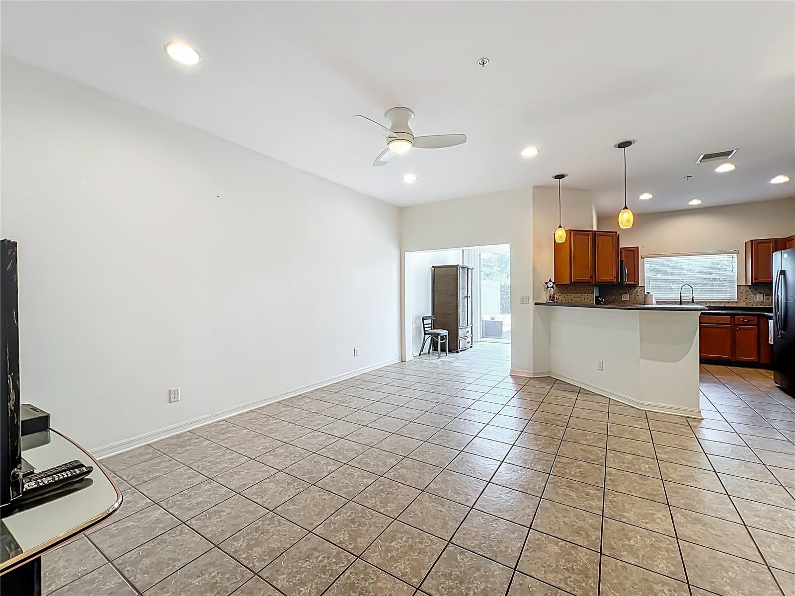 BRADFORD MANOR TWNHMS - Residential