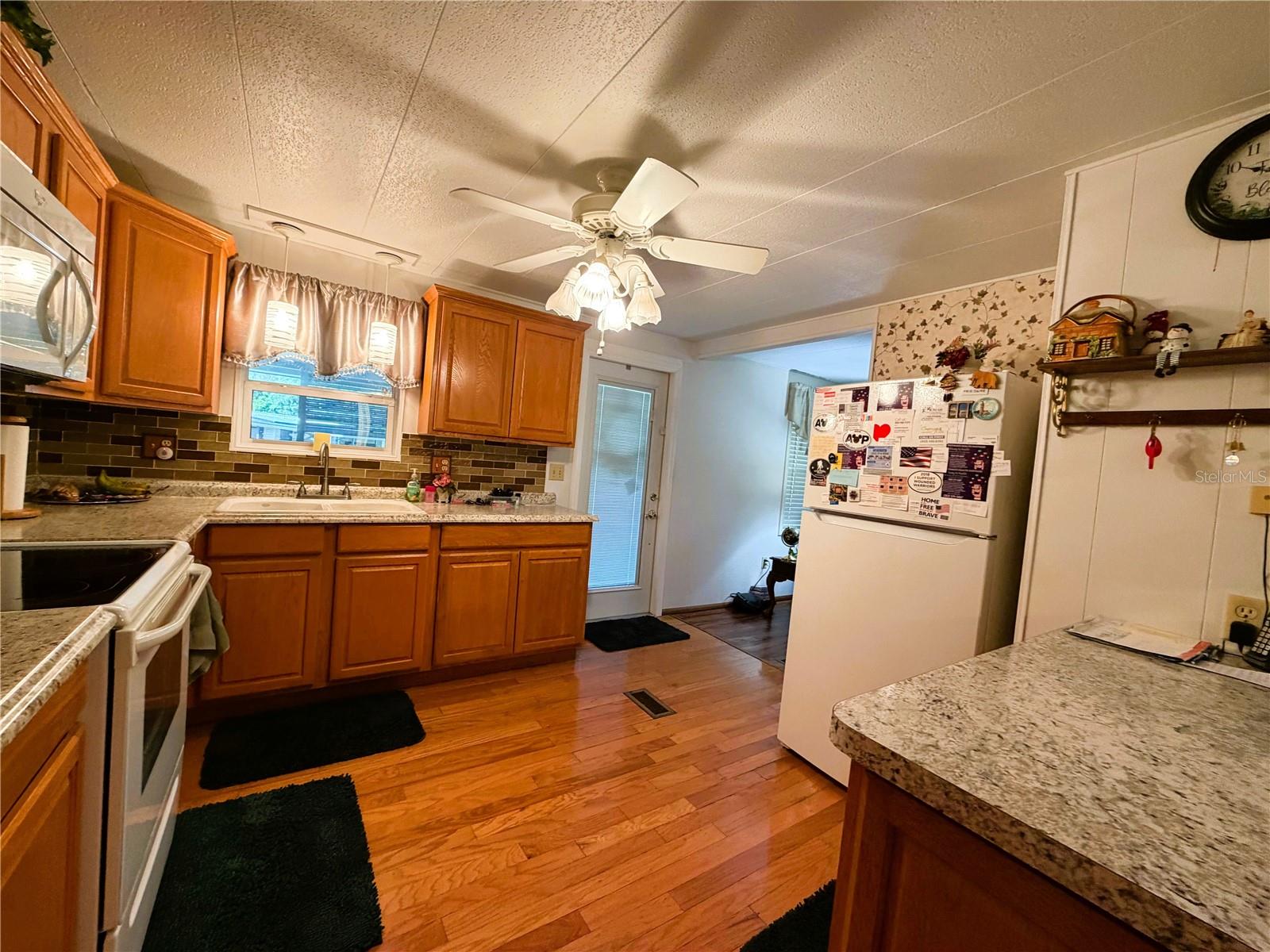 HAWTHORNE AT LEESBURG A COOP - Residential