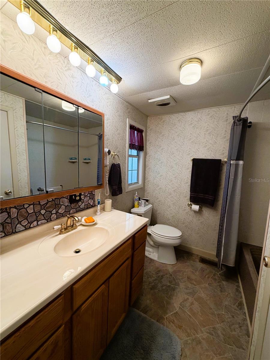 HAWTHORNE AT LEESBURG A COOP - Residential