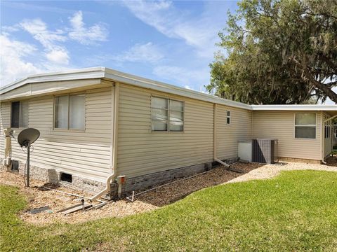 Tiny photo for 121 Azalea Trail, Leesburg, FL 34748 (MLS # R4910982)