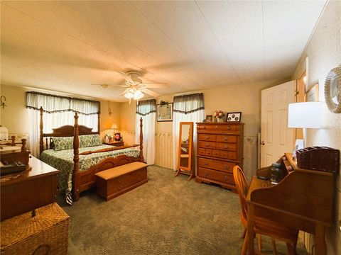 Tiny photo for 121 Azalea Trail, Leesburg, FL 34748 (MLS # R4910982)