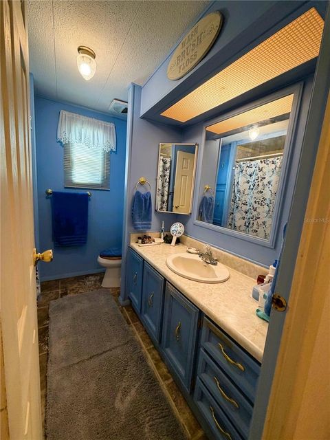 Tiny photo for 121 Azalea Trail, Leesburg, FL 34748 (MLS # R4910982)