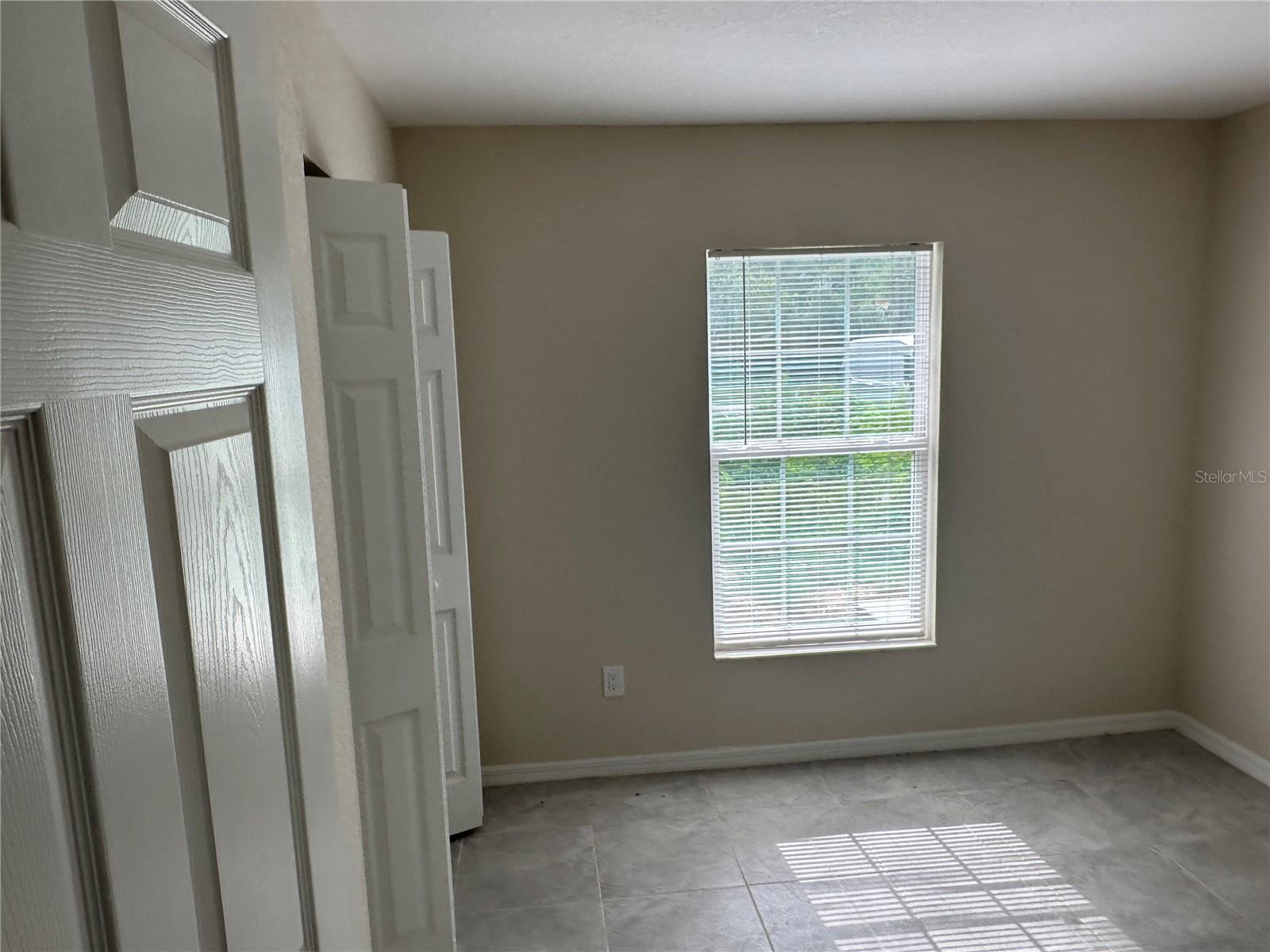RAINBOW ACRES UN 04 - Residential Lease