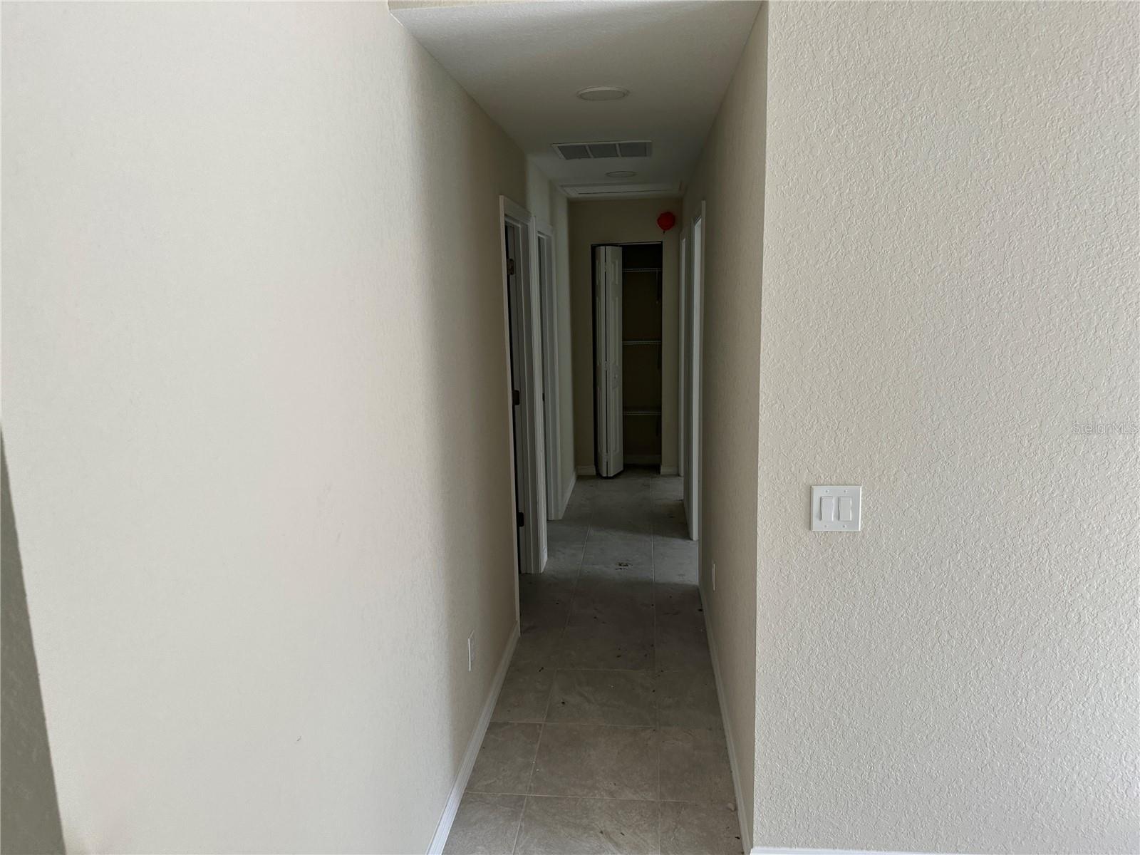 RAINBOW ACRES UN 04 - Residential Lease
